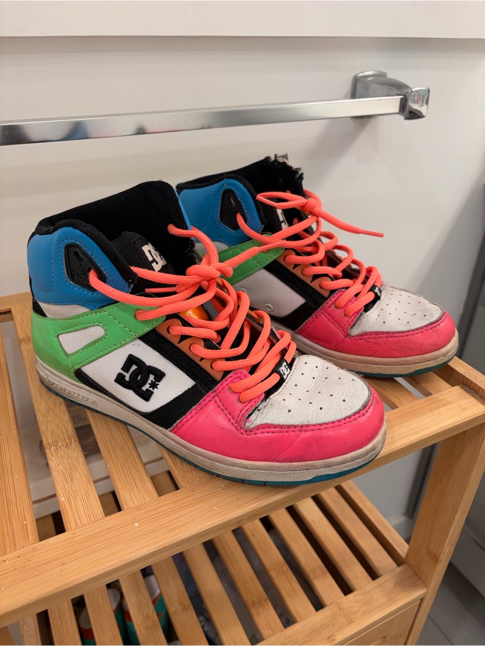 DC Shoes Rebound Hi Women’s Size 7 Neon Multicolor Y2K Skate Sneakers